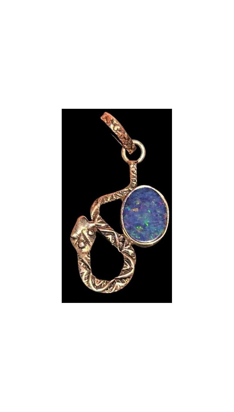 STERLING SILVER OPAL PENDANT