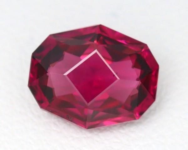 1.93 CARAT NATURAL RED UMBALITE GARNET