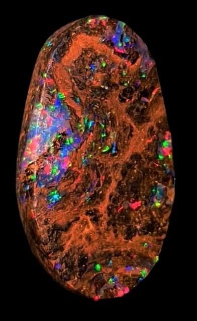 6 CARATS OPALTON BOULDER OPAL