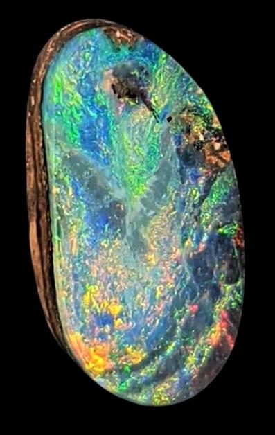 2.4 CARATS WINTON BOULDER OPAL