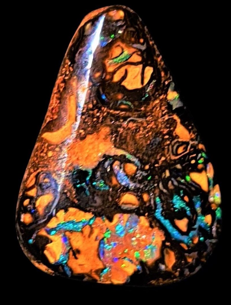 11 CARATS KOROIT BOULDER OPAL