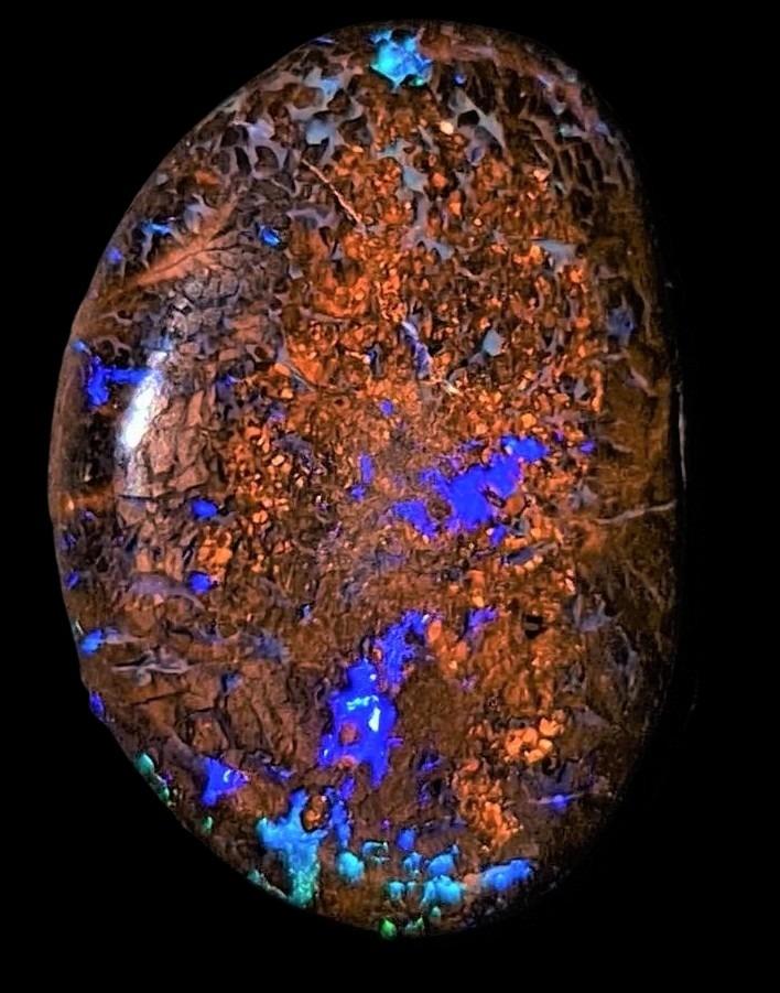 21 CARATS WINTON BOULDER OPAL