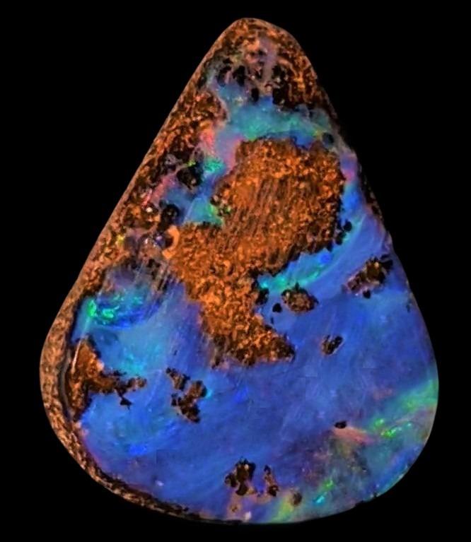 8.4 CARATS WINTON BOULDER OPAL